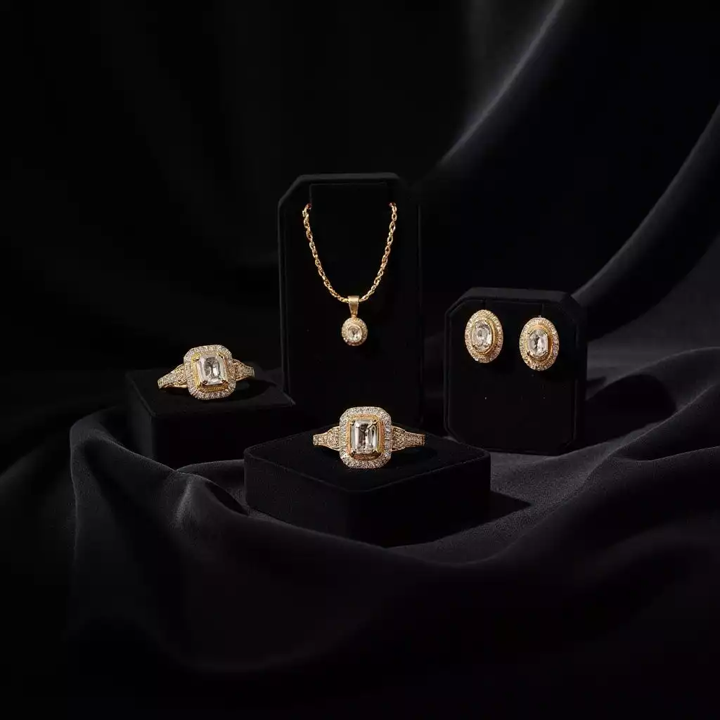 Materials at AURUM